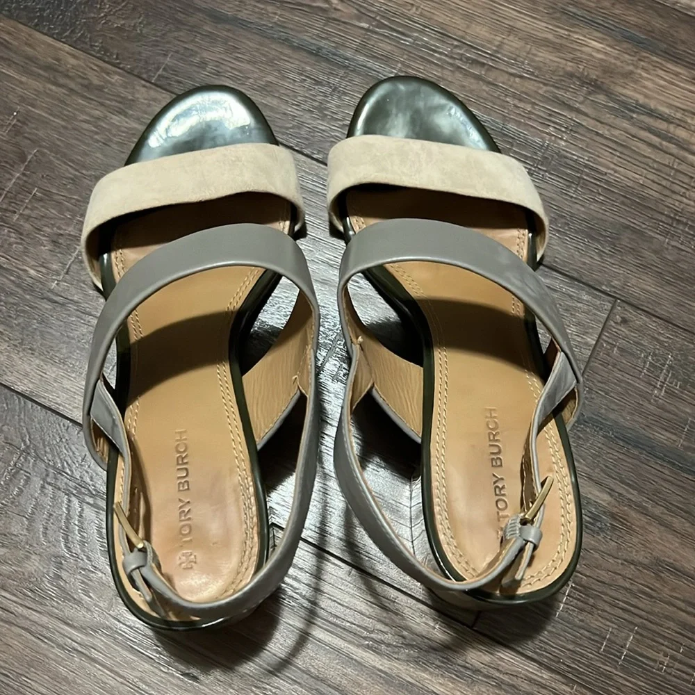 Tory Burch Cream & Gray Leather Strappy Heeled Sandal
